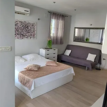 Apartment Ventula *