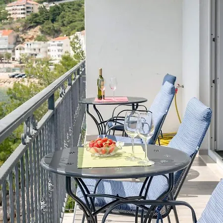 Apartment Ventula Mimice